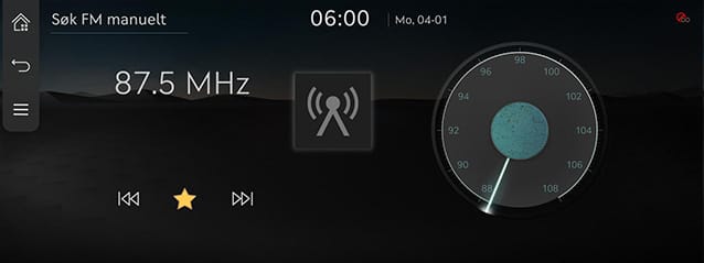 7_RADIO_04_TUNE_POL.jpg